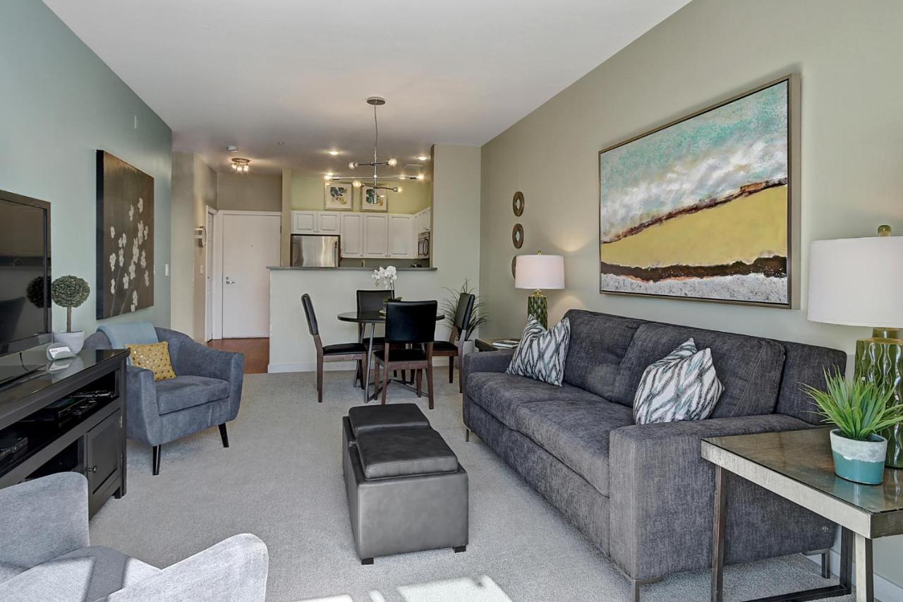 City Water View Oasis With Pool & Gym Near Cruise In Heart Of Seattle Exterior foto
