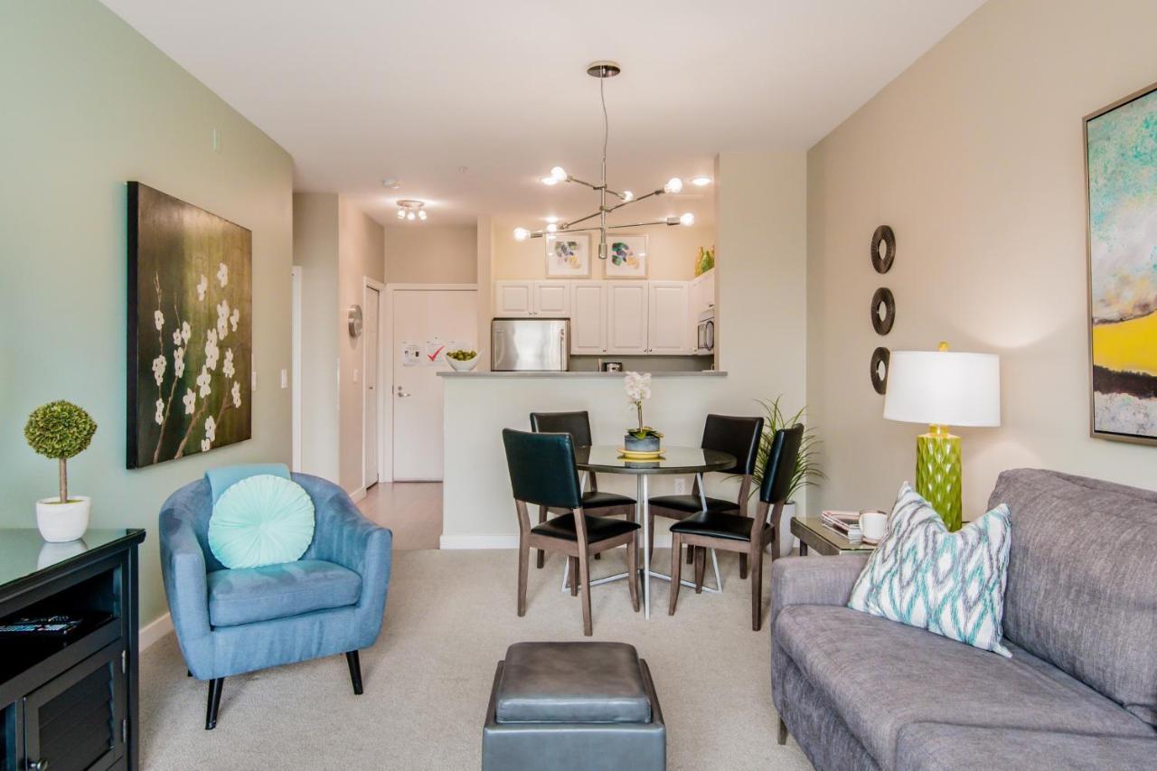 City Water View Oasis With Pool & Gym Near Cruise In Heart Of Seattle Exterior foto